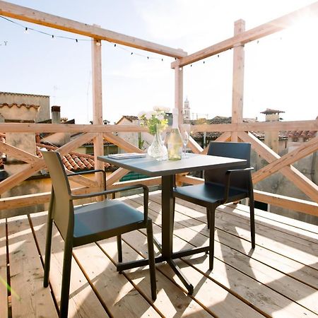 Loversinitaly Romantic Apartments - Altana And Jacuzzi Venice Luaran gambar